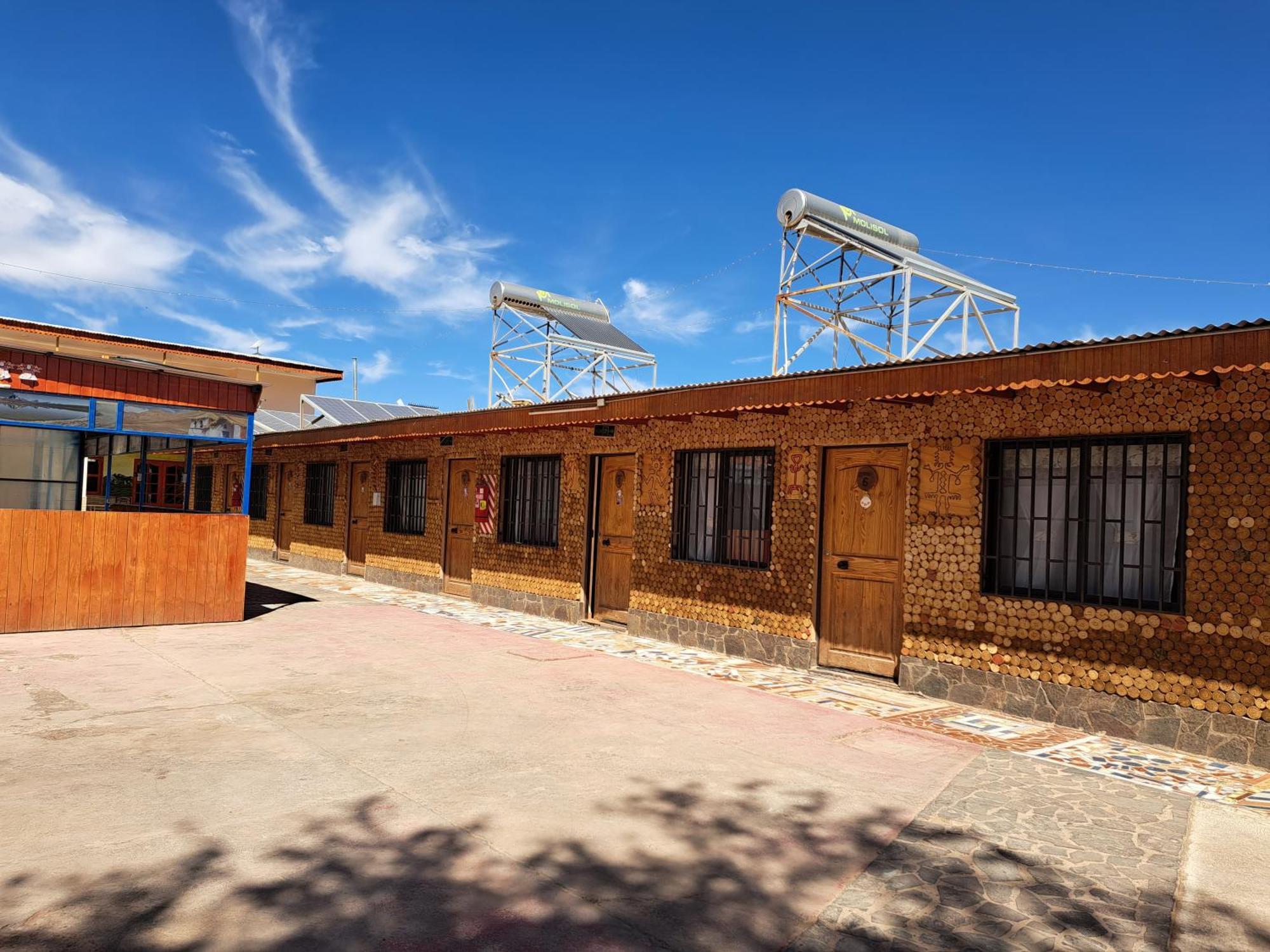 Hostal El Amigo Lucho San Pedro de Atacama Exterior foto